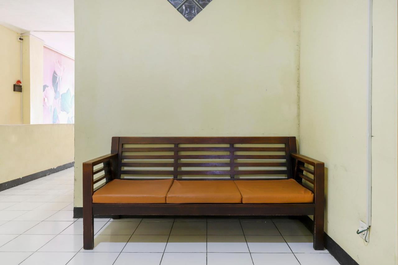 Good Sleep Balikpapan Mitra Reddoorz Hotel Exterior foto